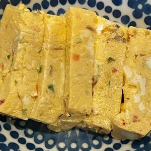 炊飯器で簡単！しっとりカニカマ卵焼き